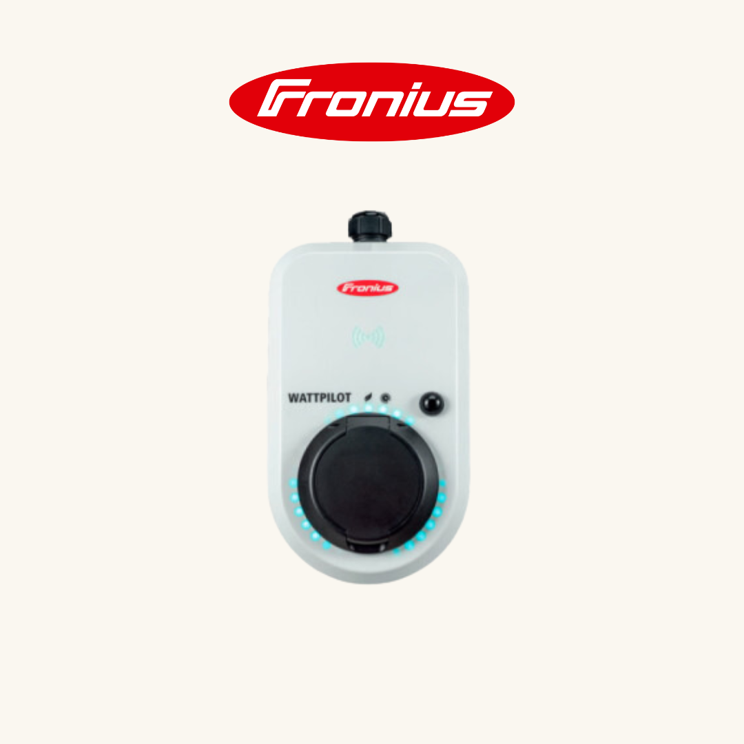 cargador fronius aparato alargado blanco con una rueda circular negra en la parte inferior. Arriba aparece un logotipo rojo que pone Fronius